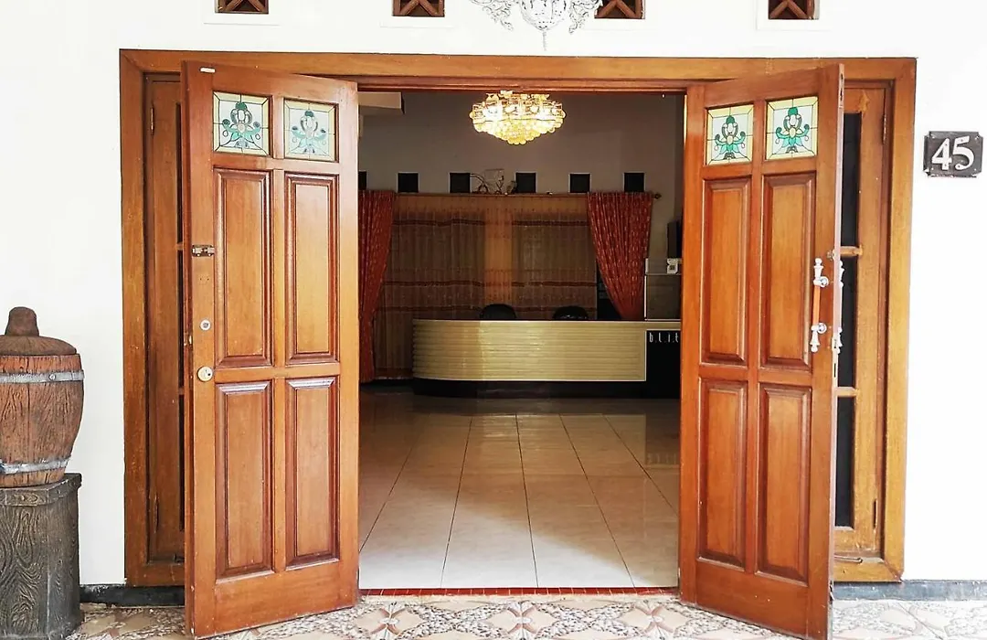 Pertiwi Homestay Near Museum Angkut Batu-1